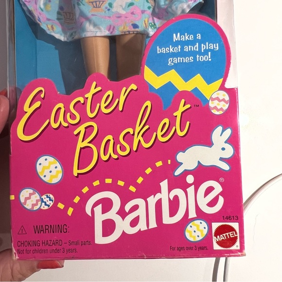 COLLECTOR’S EDITION EASTER BARBIES, set of 2 🐣 🐰 🌺 👱🏻‍♀️ - Picture 4 of 14